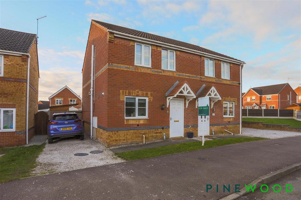 Haddon Road, Chesterfield S42 3 bed semidetached house for sale £169,995