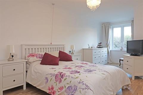1 bedroom retirement property for sale, London Road, Redhill