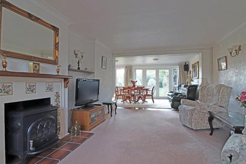 3 bedroom detached house for sale - Daneshill, Redhill