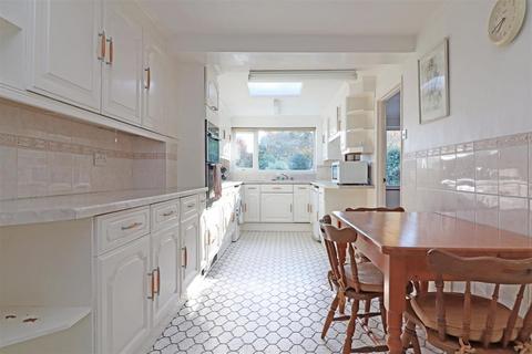 3 bedroom detached house for sale - Daneshill, Redhill