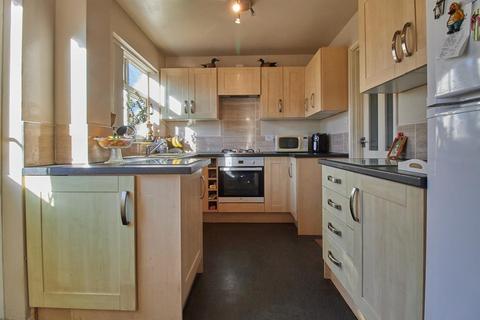 34 Avon Walk, Hinckley, LE10 0XS