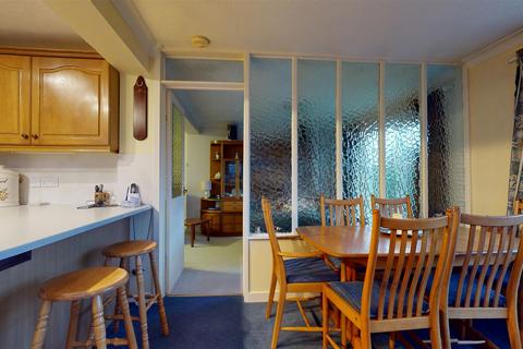 20 Ridgemeade, Bristol, BS14 9RB