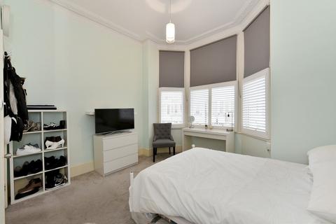 2 bedroom flat to rent - Coleherne road, Earls Court, London