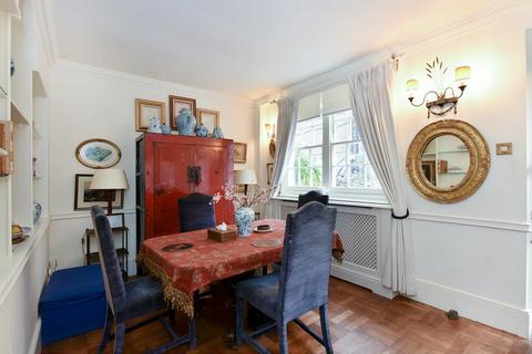 2 bedroom property to rent, Thurloe Place Mews, South Kensington, SW7