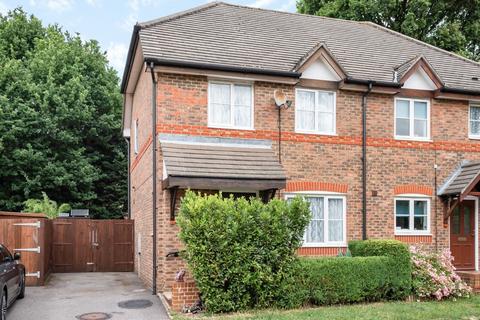 3 bedroom semi-detached house for sale - West Meads, Horley, RH6
