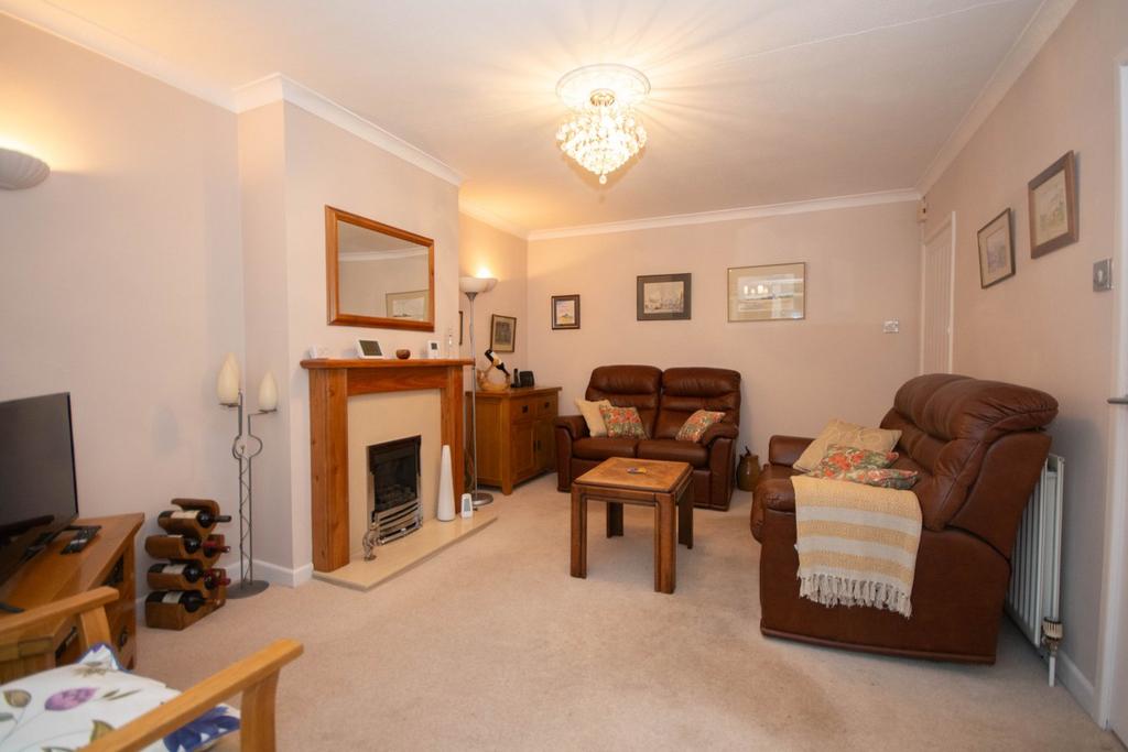 Ratliffe Road, Shakespeare Gardens... 2 bed semidetached bungalow for