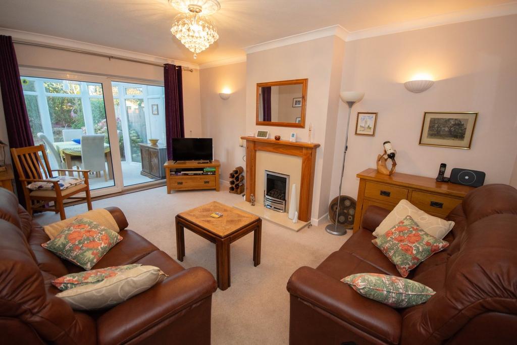 Ratliffe Road, Shakespeare Gardens... 2 bed semidetached bungalow for
