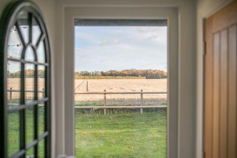 5 bedroom detached house for sale - Colchester Main Road, Alresford, Colchester, CO7