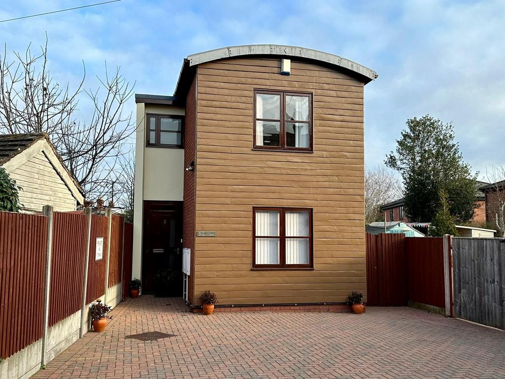 Off Eign Road, Hereford, HR1 2 bed detached house for sale £299,500