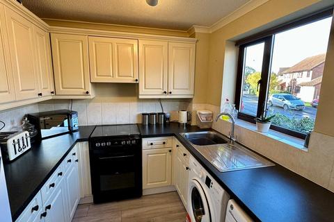 2 bedroom semi-detached house for sale, Thistledown Grove, Hampton Dene, Hereford, HR1