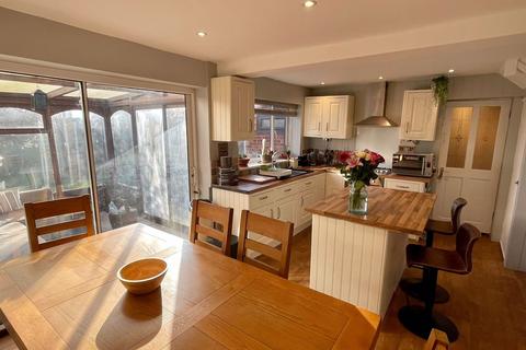 5 bedroom semi-detached house for sale, The Knoll, Tupsley, Hereford, HR1
