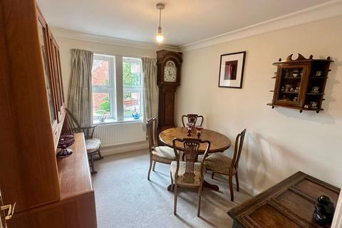 3 bedroom flat for sale, Woodfield Gardens, Belmont, Hereford, HR2