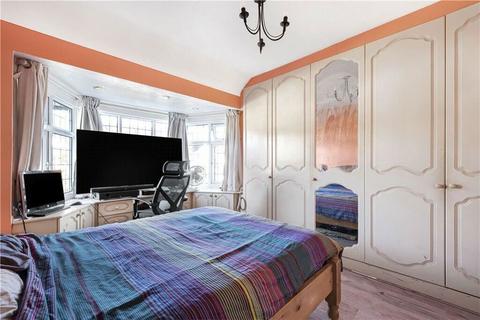 14 Oxford Close, Mitcham, CR4 1DY