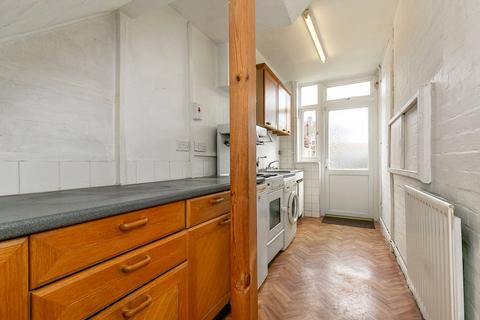 122 Oakridge Road, Bromley, BR1 5QG