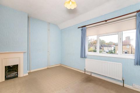 122 Oakridge Road, Bromley, BR1 5QG