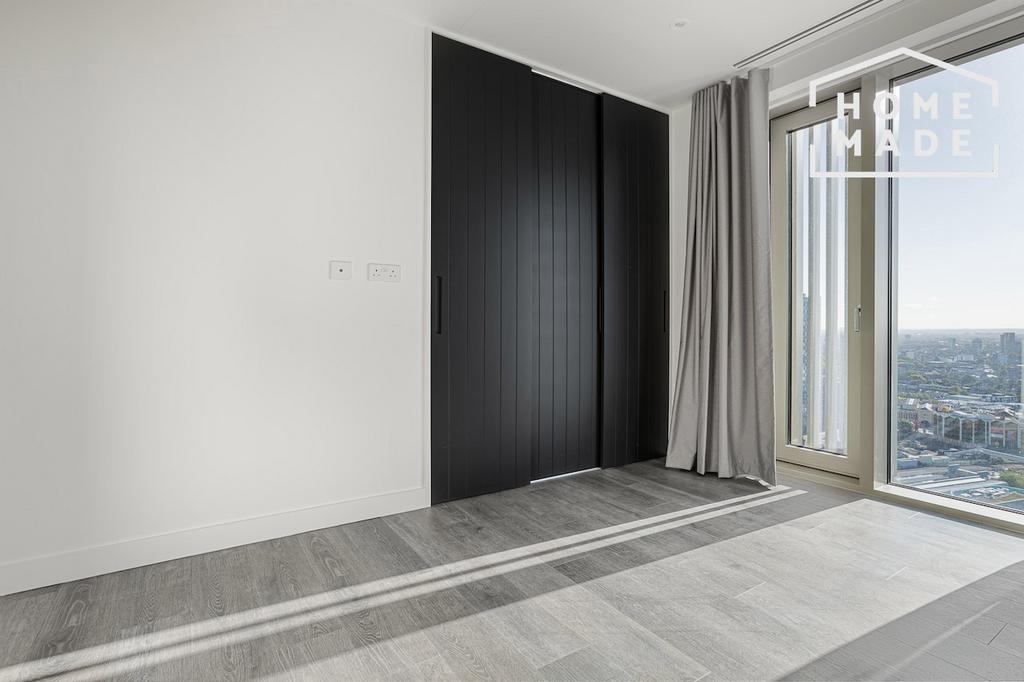 Unfurnished 2 Bed Flat Equipment Works Mode Made ...