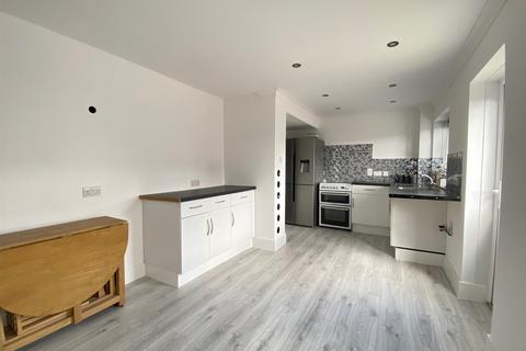 97 Lucerne Drive, Seasalter, Whitstable, CT5 4SE