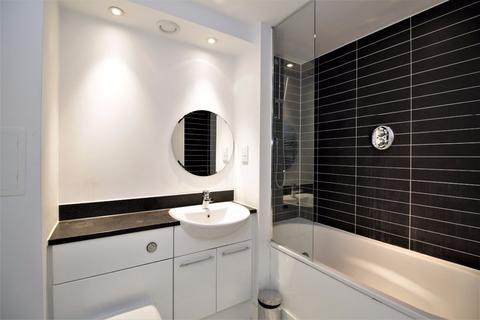 1 bedroom apartment to rent - Elektron Tower, Blackwall Way, Canary Wharf E14