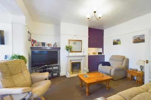 30 Lordsgate Lane, Burscough, Ormskirk, L40 7ST