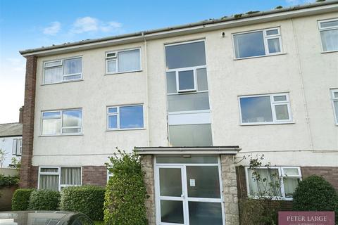 2 bedroom apartment for sale, 21 Brandon Court, Russell Road, Rhyl, LL18 3DW