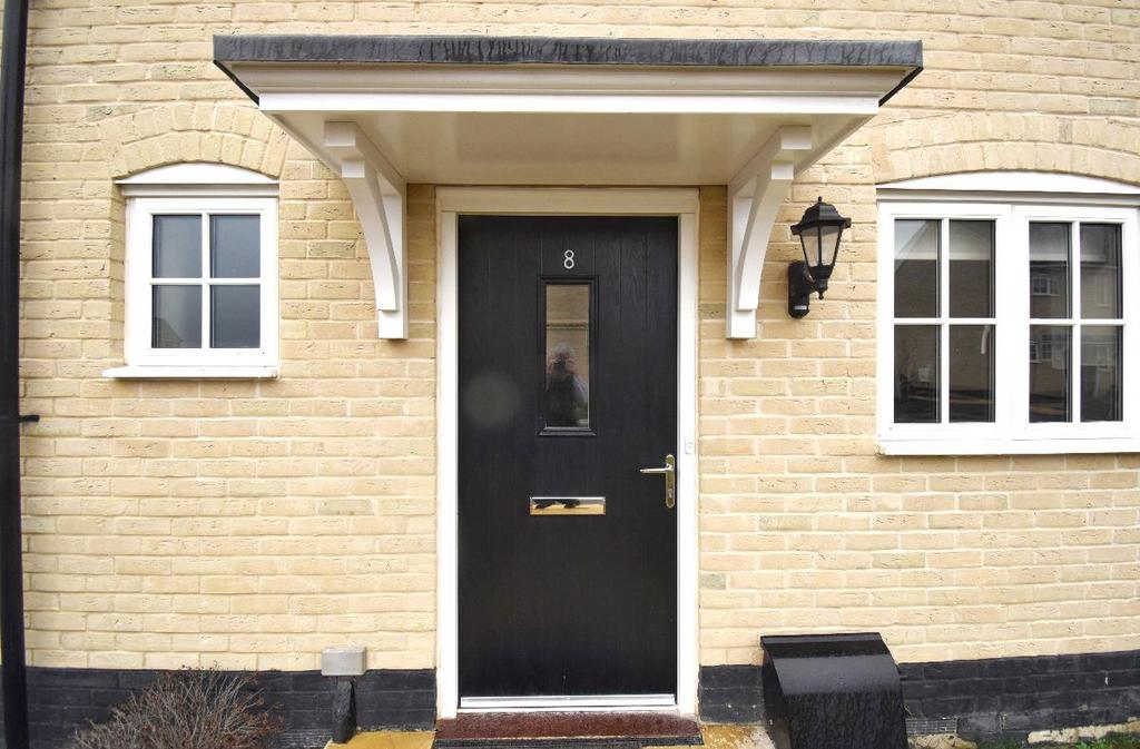 Poppy Crescent, Melbourn, Royston 2 bed semidetached house to rent £