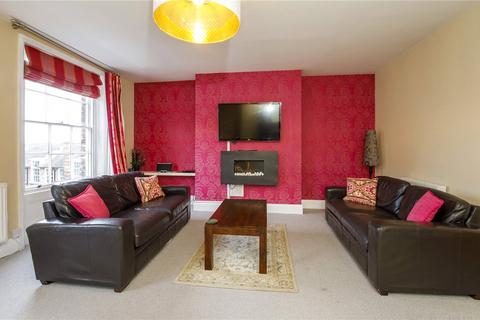 2 bedroom apartment to rent - Priory Street, York, North Yorkshire, YO1