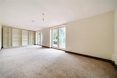 2 bedroom semi-detached house to rent - Thong Cottages, Thong Lane, Shorne, Gravesend, Kent, DA12