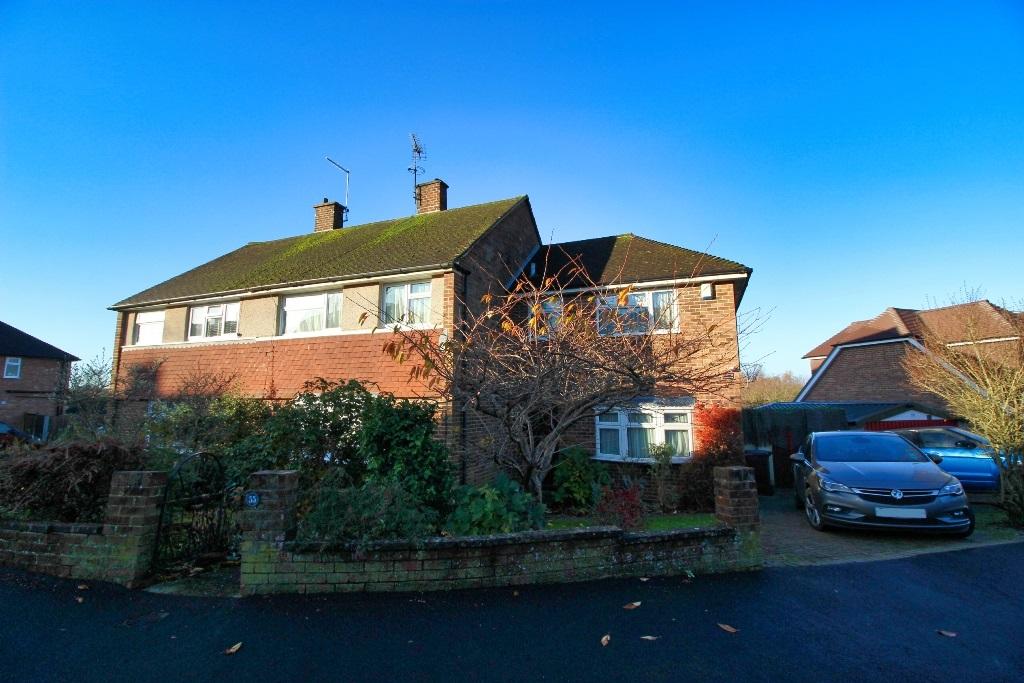 Hall, Borough Green TN15 4 bed semidetached house for sale £