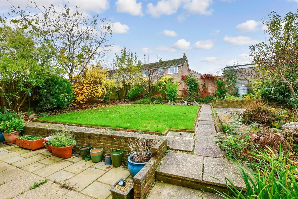 Park View Road, Uckfield, East Sussex 2 bed detached bungalow for sale