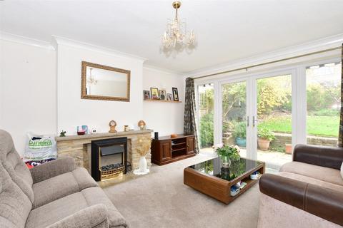 2 bedroom detached bungalow for sale, Parkview Road, Uckfield, East Sussex