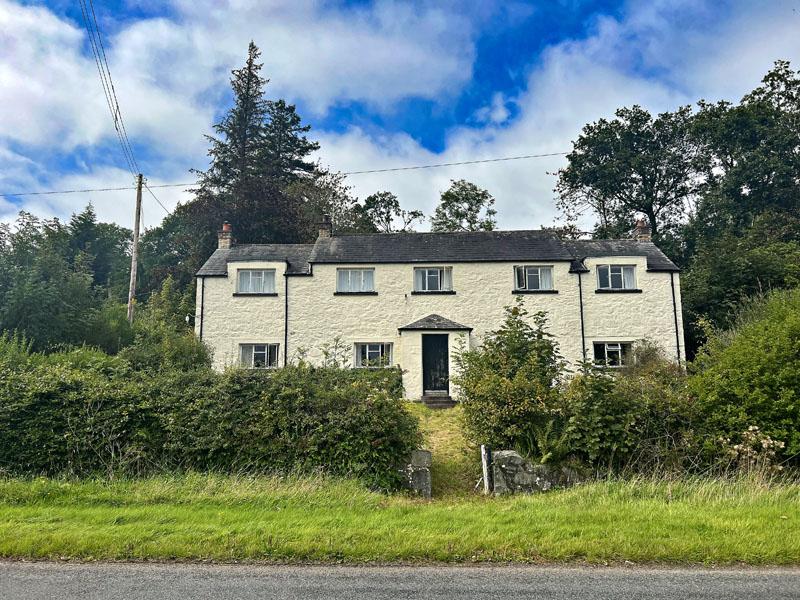 Auchencairn DG7 5 bed detached house for sale £300,000