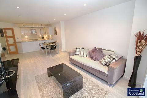 2 bedroom apartment for sale, Sovereign Point, 31 The Quays, Salford, Lancashire, M50