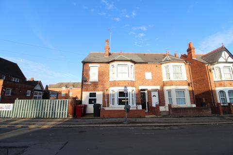1 bedroom in a house share to rent, Norfolk Road, Reading, RG30