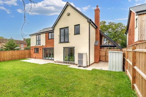 4 bedroom detached house for sale - The Mere, Creeting St. Mary, Suffolk, IP6