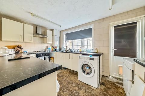 2 bedroom detached house for sale, West Street, Selsey, PO20