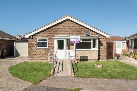 3 bedroom detached bungalow for sale, Harcourt Way, Selsey, PO20