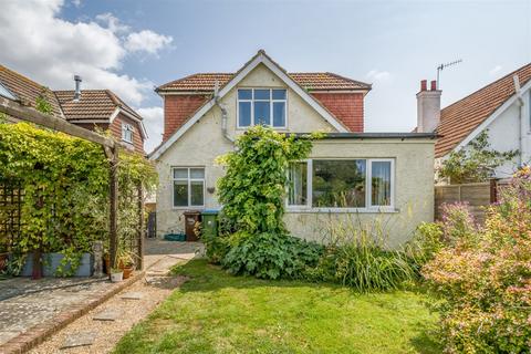 4 bedroom detached house for sale, Firs Avenue, Felpham, PO22