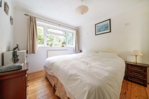 143 Kings Road, Haslemere, GU27 2QQ