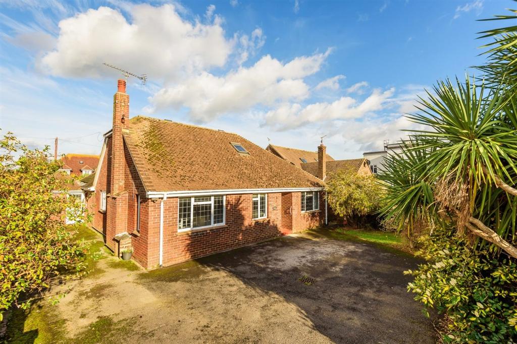 Orion, Ancton Drive, Bognor Regis, PO22 5 bed detached house for sale