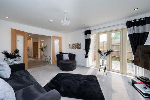 5, Grand Oaks Grange Worthing Road, Southwater, Horsham, RH13 9BS