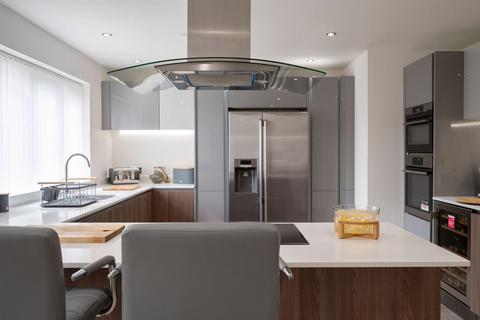 5, Grand Oaks Grange Worthing Road, Southwater, Horsham, RH13 9BS