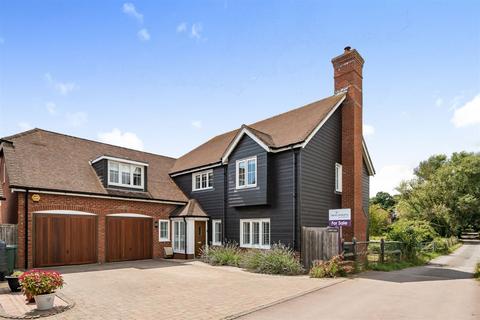 4 bedroom detached house for sale, Hambrook Hill South, Hambrook, PO18