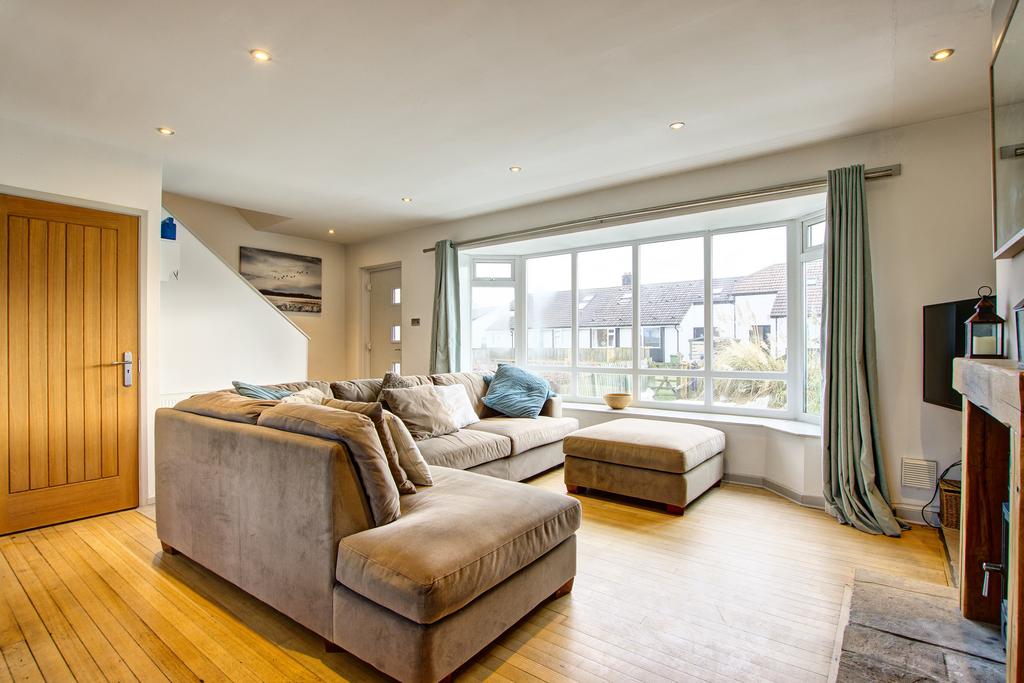 Living room 1