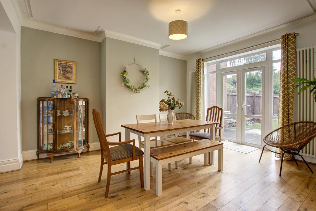 Dinning Room 1