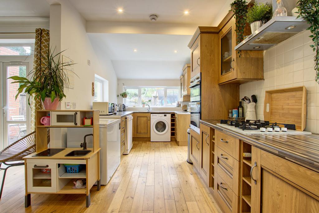 Kitchen 2