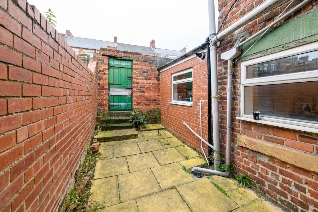 53 Warwick Street18