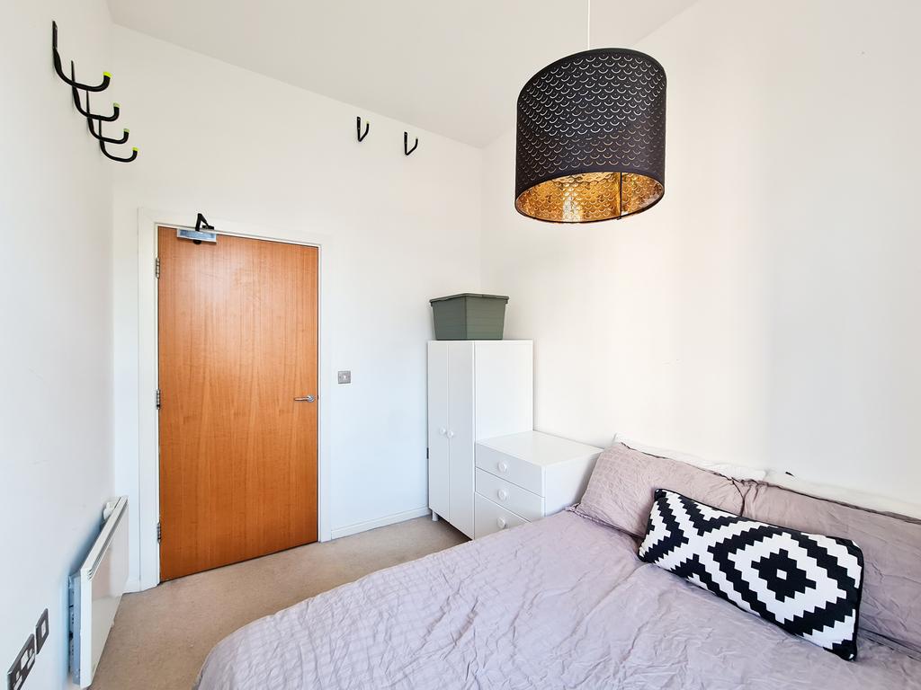 Bedroom-Guest-1