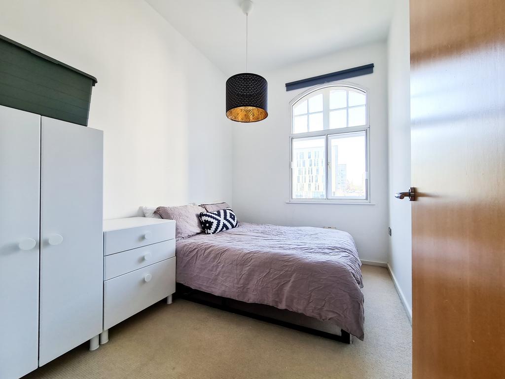 Bedroom-Guest-2