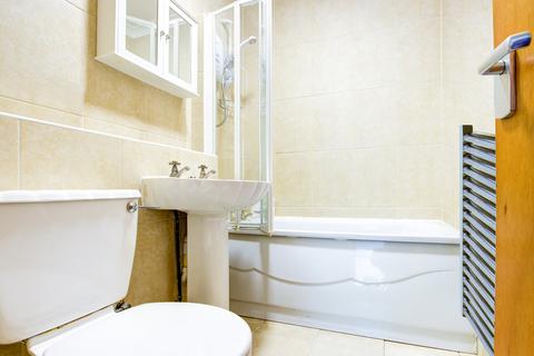 1 bedroom flat for sale, Clayton House , Bath Lane , Newcastle upon Tyne