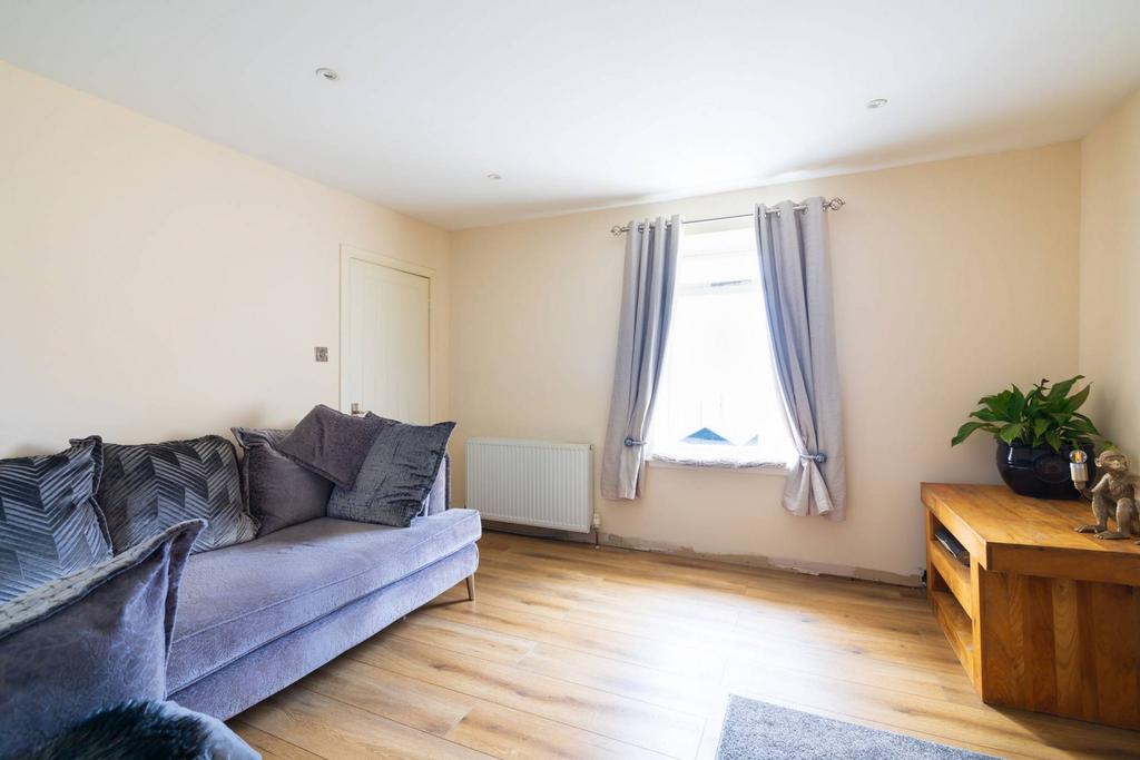Glen Cottage, Land And Mobile Lodge, Mallaig, PH41 4QN 2 bed cottage